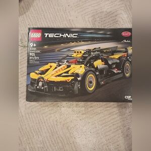 LEGO Technic Bugatti Chiron in Yellow and Black